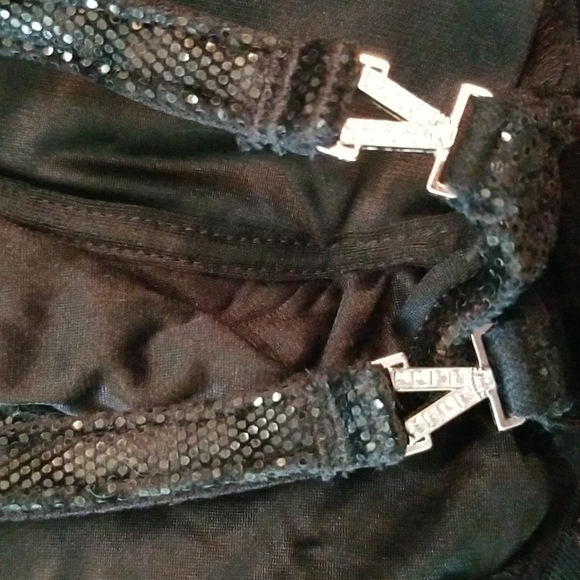 💕VICTORIA SECRET VINTAGE BRA& MATCHING PANTIES 💕 - Picture 7 of 10